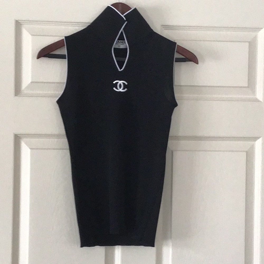 Chanel knit top with logo